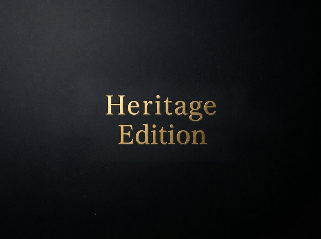 Minimalistisches schwarzes Titelbild mit edler, goldener Prägeschrift „Heritage Edition“ im edlen Premium-Look.